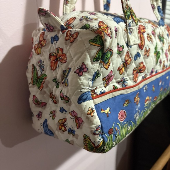 Quilted Butterfly Multi Color Motif Duffle Bag Purse W Matching Coin Pouch NEW - Picture 3 of 13